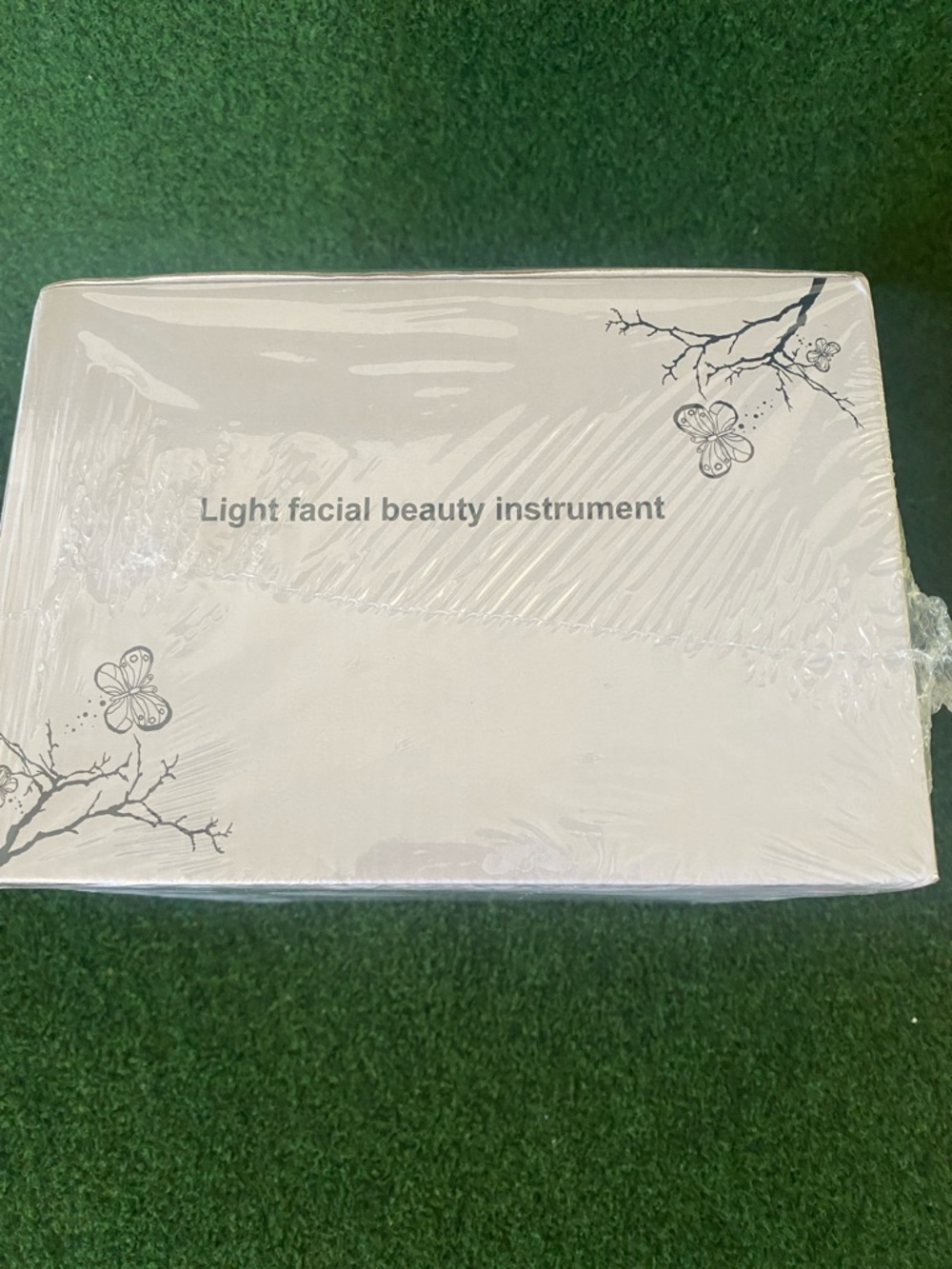 7 Color LED Light Therapy Facial Mask NIB - Picture 2 of 2